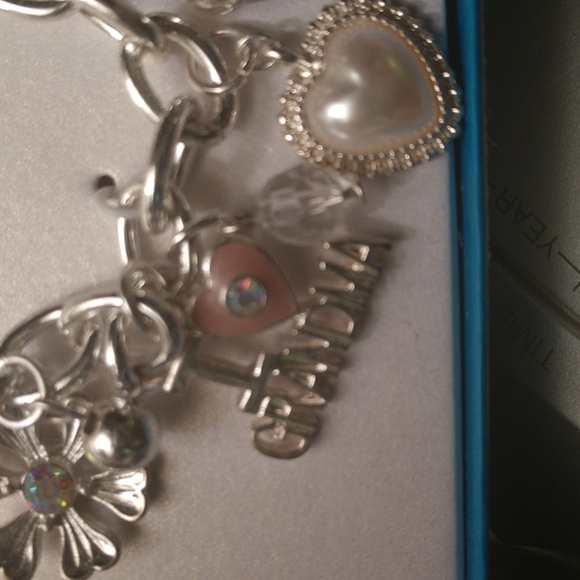 Grandma Silver-tone Charm Bracelet - Picture 3 of 7